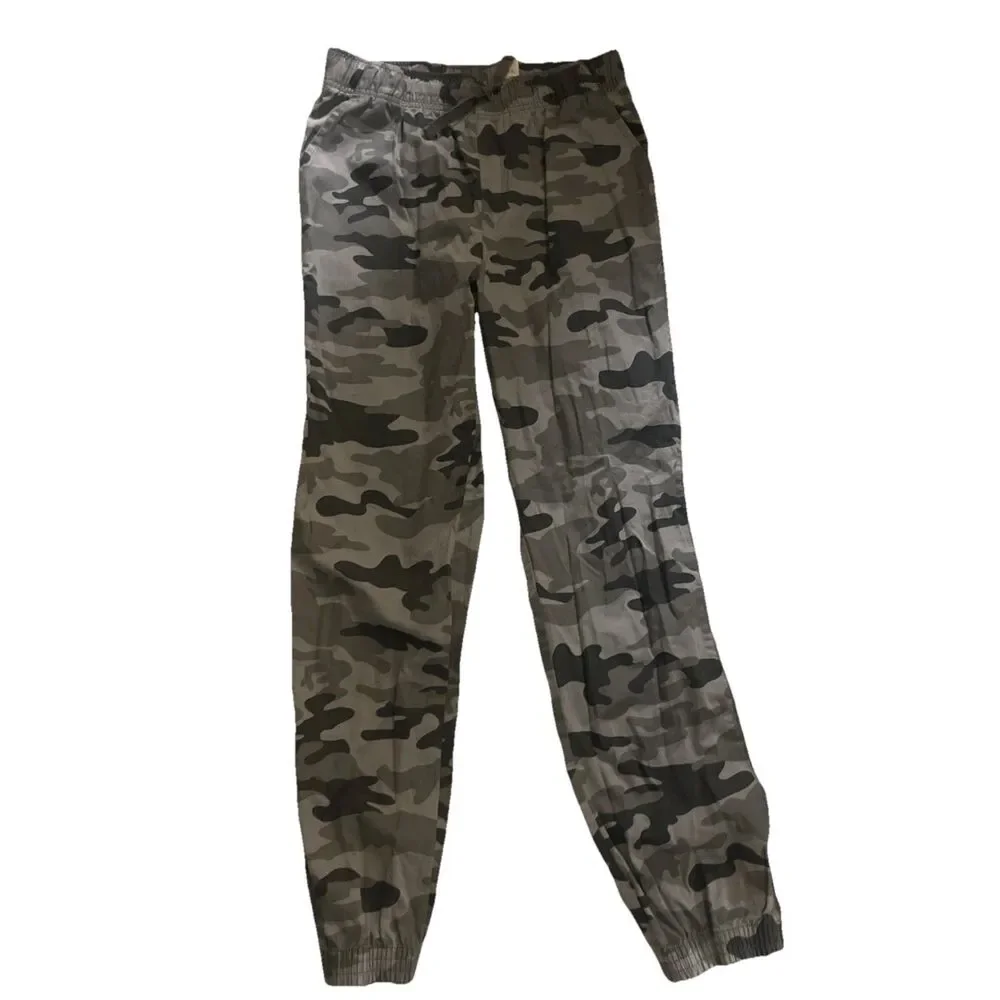 NEW The Children’s Place Boys Gray Camo Joggers Size 16 Adjustable Elastic Waist